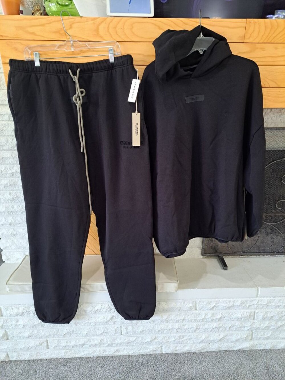 New Fear Of God Essentials Black Hoodie & Jogger Set Loungewear Men's XL